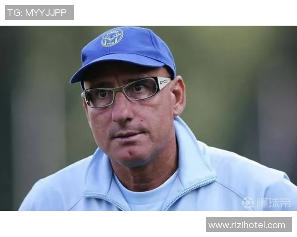 格拉齐亚尼:齐沃不会捣乱而且很谦善,他会在国米拿许多冠军